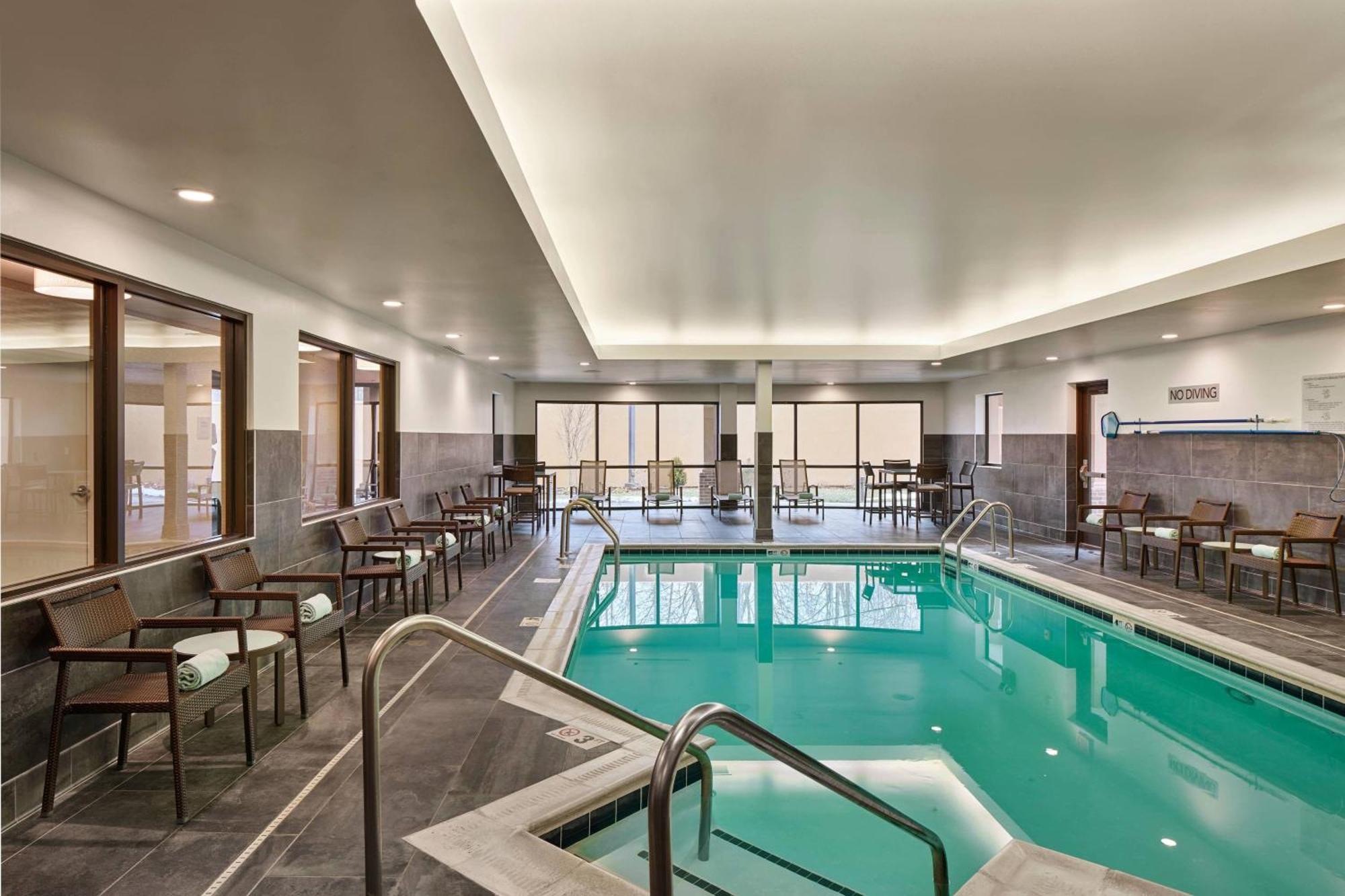 Courtyard Philadelphia/langhorne Hotel